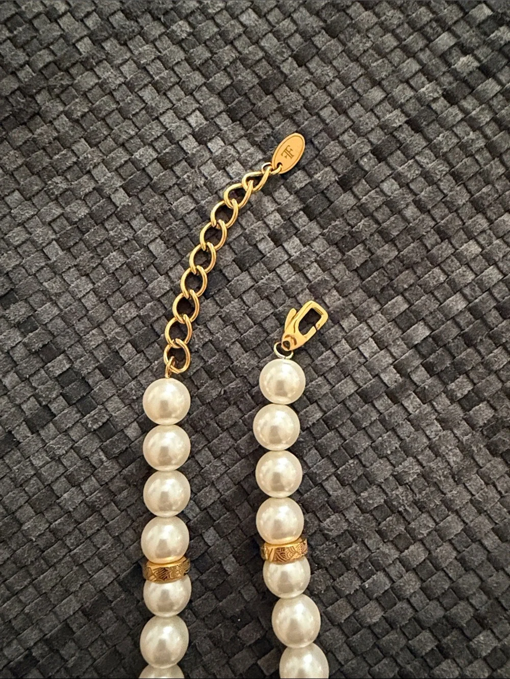 Classic Pearl Bead Necklace with Gold Accents - Unbranded. Make an offer